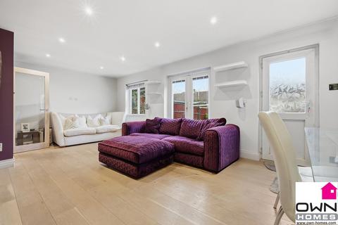 3 bedroom terraced house for sale, Broadview, Stevenage SG1