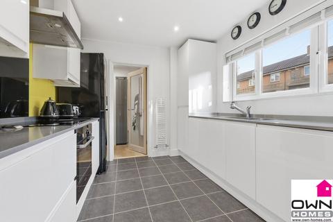 3 bedroom terraced house for sale, Broadview, Stevenage SG1