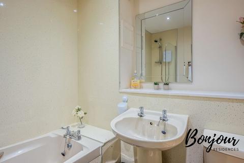 undefined, Argyle Street, Finnieston, Glasgow, G3