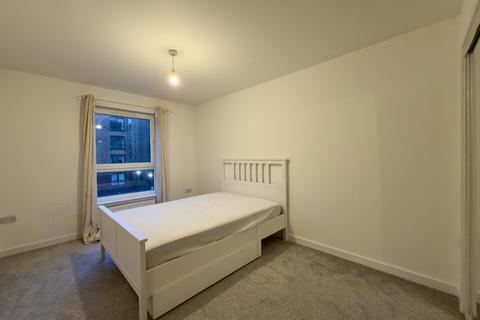 3 bedroom flat to rent, Kelvinhaugh Street, Finnieston, Glasgow, G3