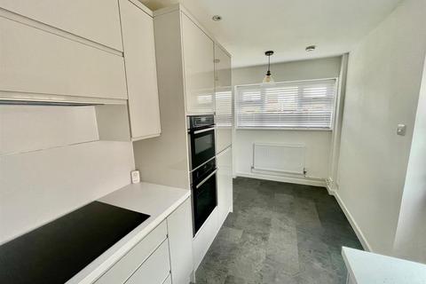 undefined, Primley Park Grove, Leeds LS17