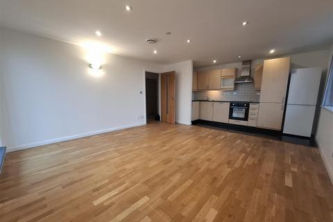 2 bedroom flat to rent, A Flat in Northampton House, Wellington Street, Northampton