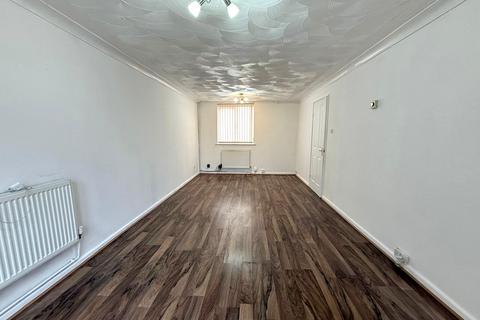 3 bedroom semi-detached house for sale, Kestrel Close