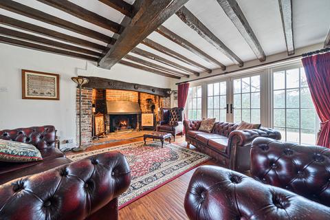 5 bedroom detached house for sale, Guildford Road, Horsham RH12