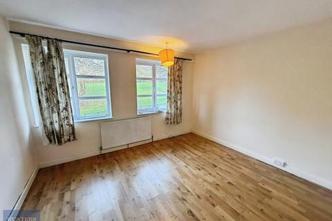 3 bedroom terraced house to rent, Mill Farm Road, Birmingham