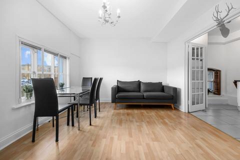 2 bedroom apartment for sale, Albion Yard, Whitechapel Road