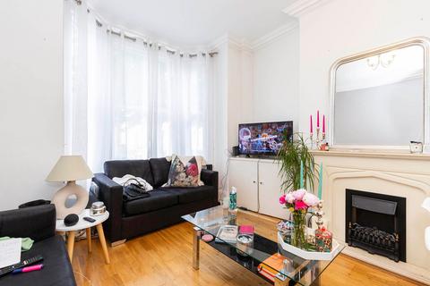 2 bedroom flat to rent, Fordwych Road, London NW2