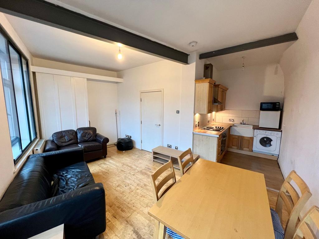 Living Room &amp; Kitchen Area