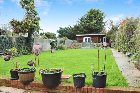undefined, Thames Road, Langley - EXTENDED 4 beds