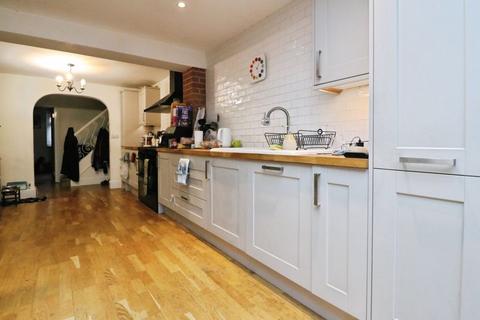 undefined, Thames Road, Langley - EXTENDED 4 beds