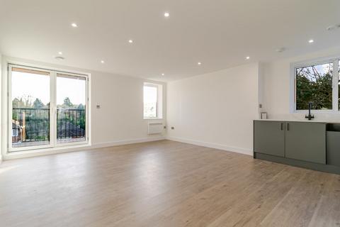 2 bedroom apartment to rent, Mitchley Hill, South Croydon