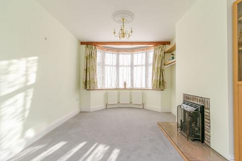 4 bedroom semi-detached house for sale, Trenham Drive, Warlingham