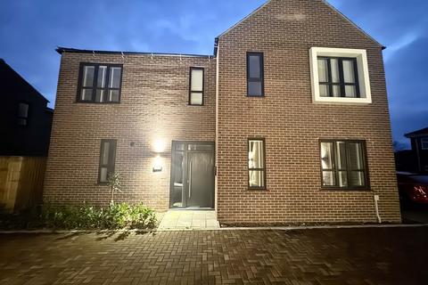 4 bedroom detached house to rent, College Street, Grimsby DN34