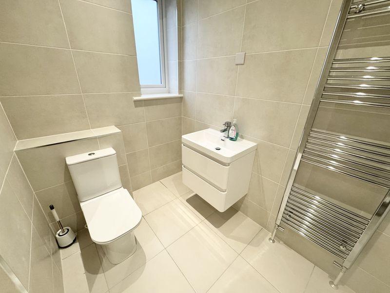 Ensuite alt view