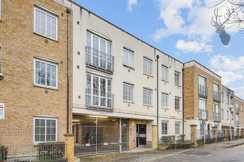 undefined, Cherrywood Close, Bow