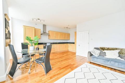Haselrigge Road, Clapham, London, SW4
