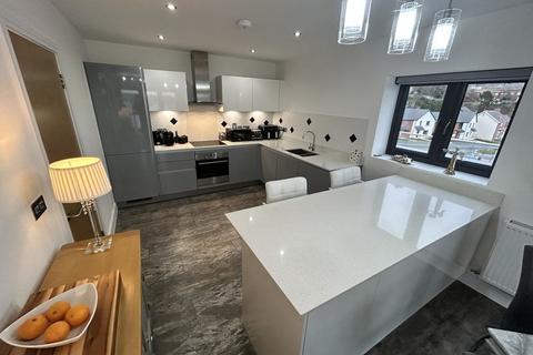 3 bedroom penthouse for sale, Penmaen Bod Elias, Old Colwyn