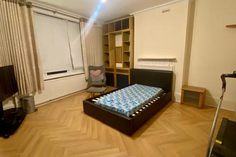 undefined, London SW16