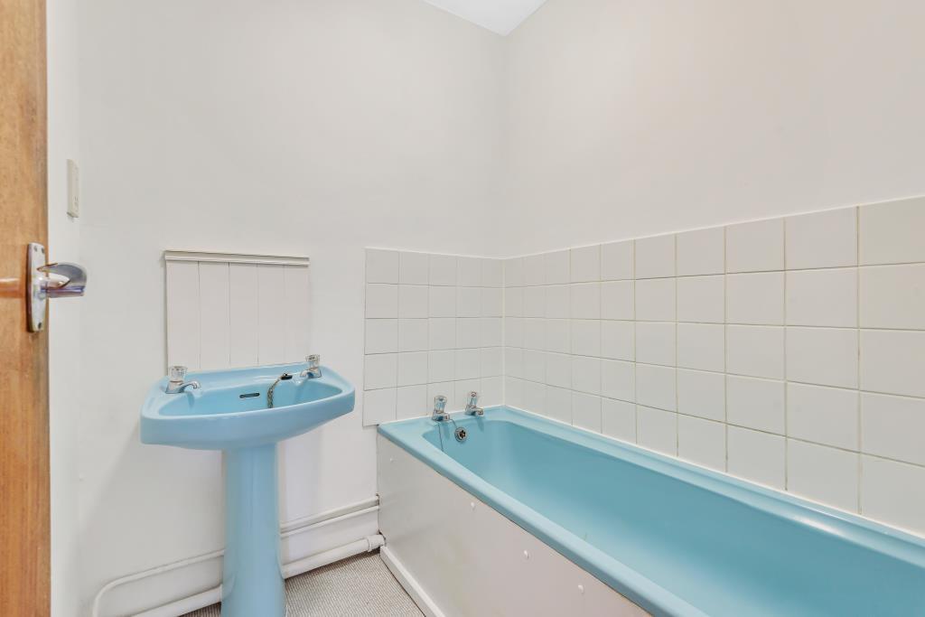 Main bathroom