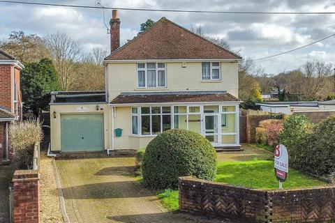 3 bedroom detached house for sale, Winsor Road, Winsor
