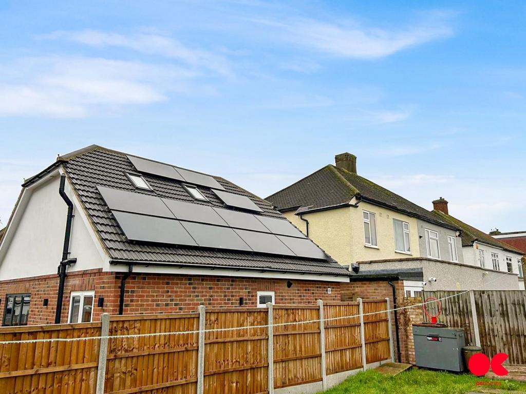 Solar Panels.jpg