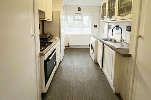 2 bedroom apartment to rent, Mallard Way, Mallard Court Mallard Way, NW9