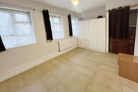 2 bedroom apartment to rent, Mallard Way, Mallard Court Mallard Way, NW9