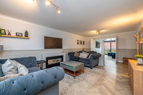 4 bedroom detached house for sale, 11 Turley Grove, Shifnal. TF11 8FT