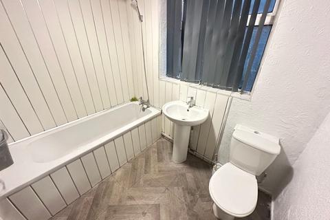 undefined, RM 2, 144 Baker Street, Luton, Bedfordshire, LU1 3QB