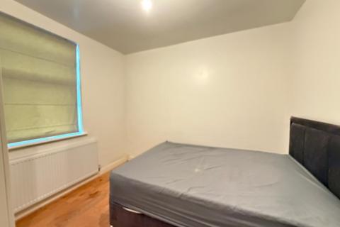 4 bedroom terraced house for sale, Upperton Road, Leicester
