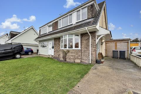 3 bedroom semi-detached house for sale, St Andrews Road, Warminster