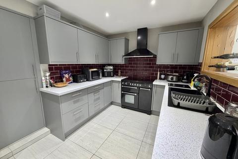 3 bedroom semi-detached house for sale, St Andrews Road, Warminster
