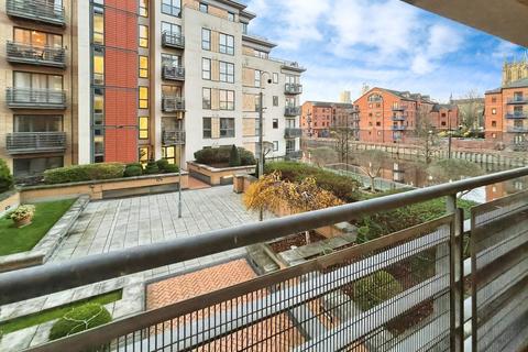 undefined, Regents Quay, Brewery Wharf