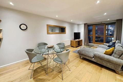undefined, Regents Quay, Brewery Wharf