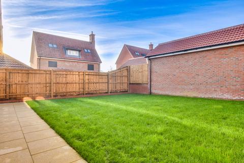 4 bedroom detached house for sale, Woodlands Meadow, New Homes
