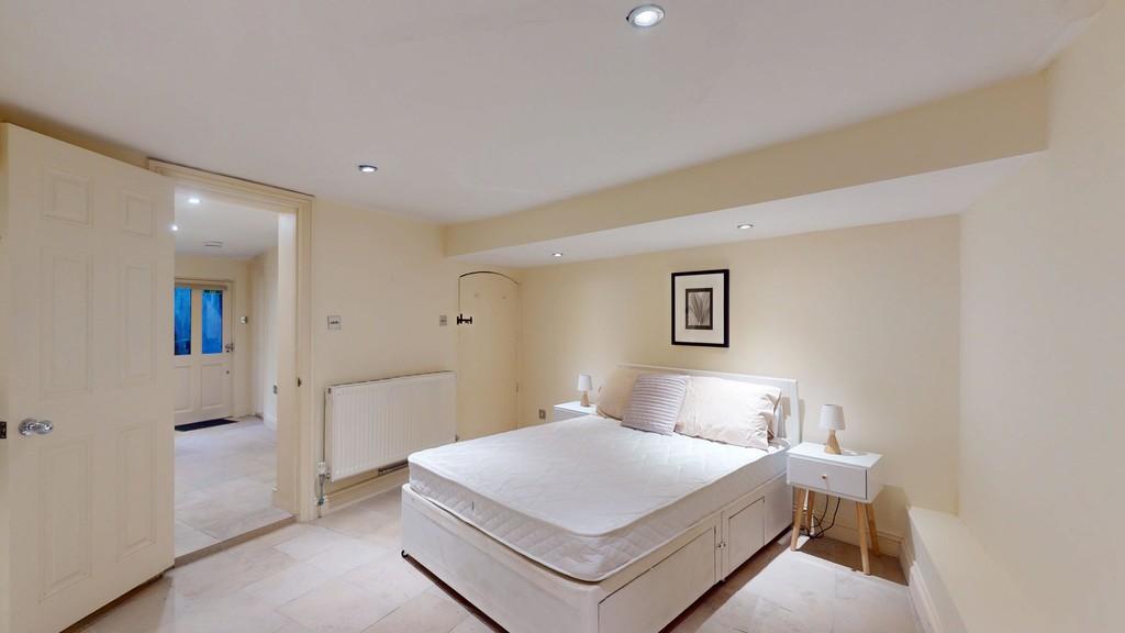 Bedroom 1 - Angle 1
