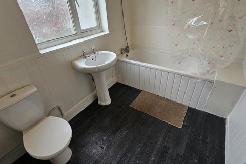 2 bedroom terraced house to rent, Gosling Gate Road, Goldthorpe