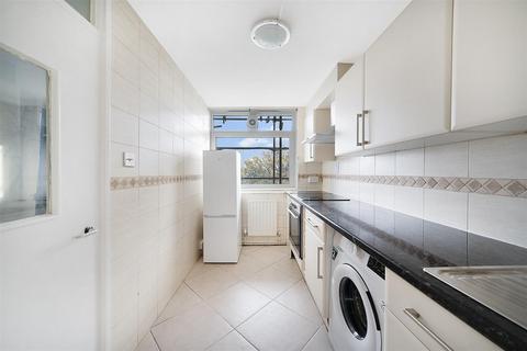 1 bedroom flat to rent, Churchward House, Ivatt Place, London