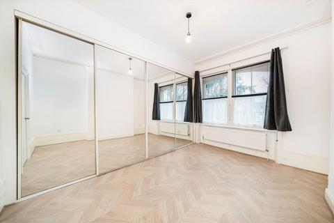 2 bedroom flat to rent, Brondesbury Villas, London NW6