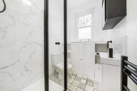 2 bedroom flat to rent, Brondesbury Villas, London NW6