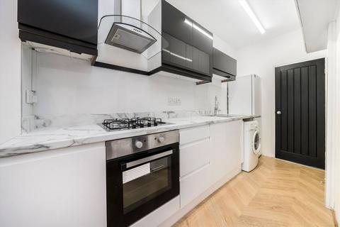 2 bedroom flat to rent, Brondesbury Villas, London NW6
