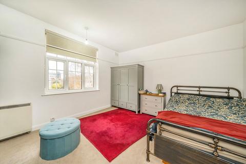 undefined, Richmond Road, London SW20