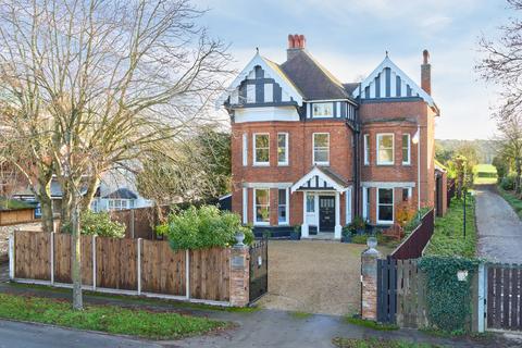 undefined, Bury Road, Newmarket CB8