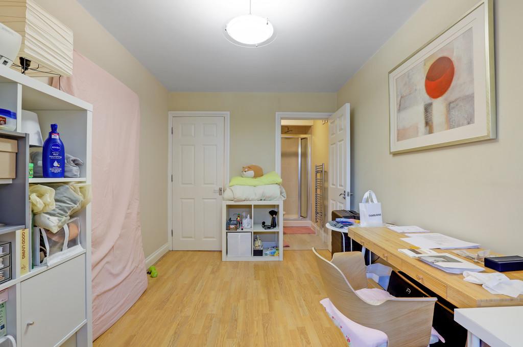 13-5eb7 JHMCK - Flat 4, 53 Crown Lane - 7
