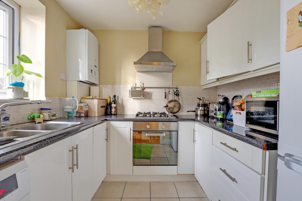 06-ccc0 JHMCK - Flat 4, 53 Crown Lane - 31