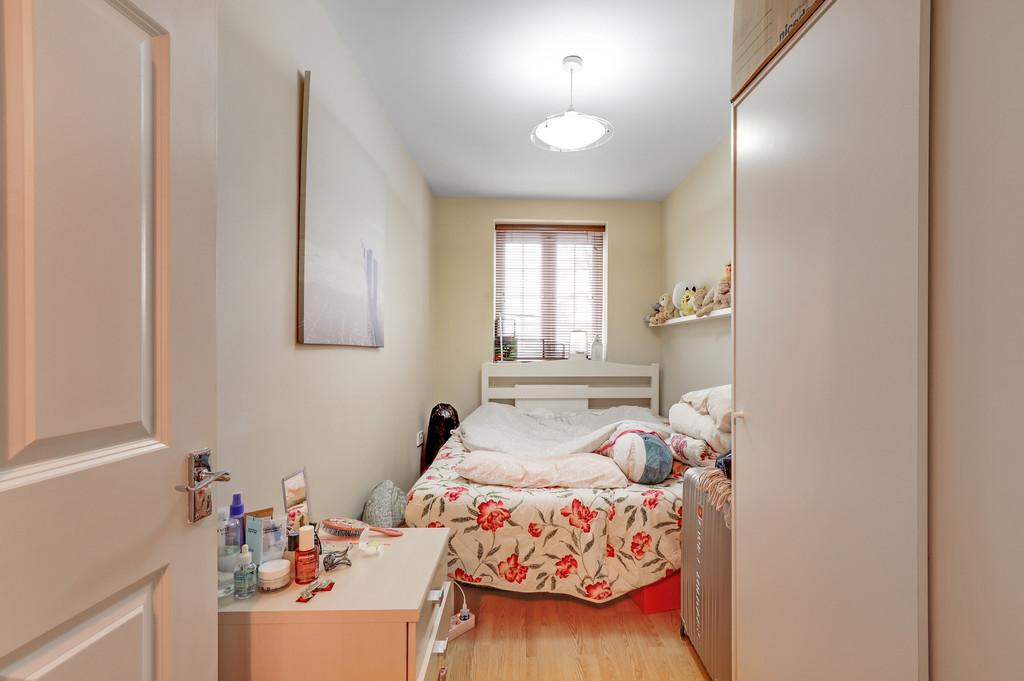 03-bae8 JHMCK - Flat 4, 53 Crown Lane - 22