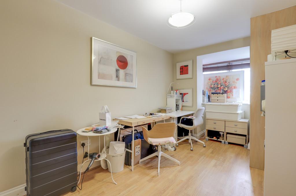 11-92ab JHMCK - Flat 4, 53 Crown Lane - 1