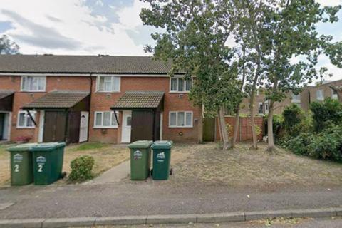 2 bedroom ground floor maisonette for sale, Westland Close, Staines-upon-Thames