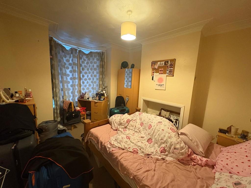 Photo 2025 12 18 16 28 41