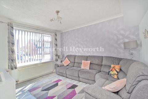 2 bedroom semi-detached house for sale, Courtfield Avenue, Blackpool FY2